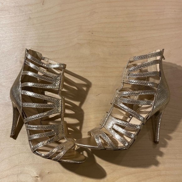 Nine West High Heel Sandals 9 M - Picture 3 of 11